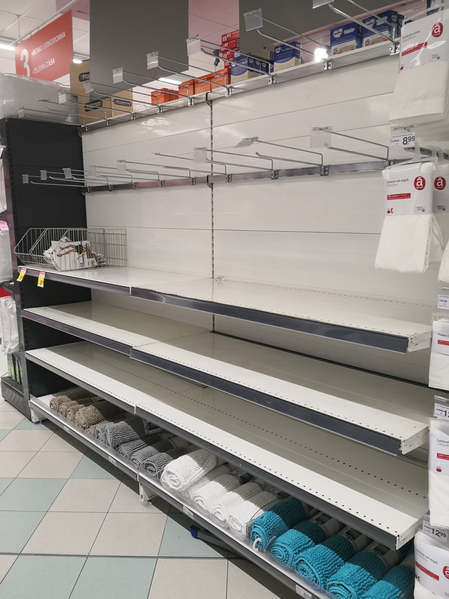 ITALY, ITALY  - *EXCLUSIVE*  - Empty shelfs as shoppers in the supermarket shop for fear of coronavirus in Italy.

A fifth person has died from coronavirus in Italy, where cases have soared over 200 - A dozen towns in Italy are in lockdown as authorities race to contain the biggest outbreak of coronavirus in Europe.

BACKGRID UK 23 FEBRUARY 2020, Image: 500675861, License: Rights-managed, Restrictions: RIGHTS: WORLDWIDE EXCEPT IN ITALY, Model Release: no, Credit line: Spot / BACKGRID / Backgrid UK / Profimedia